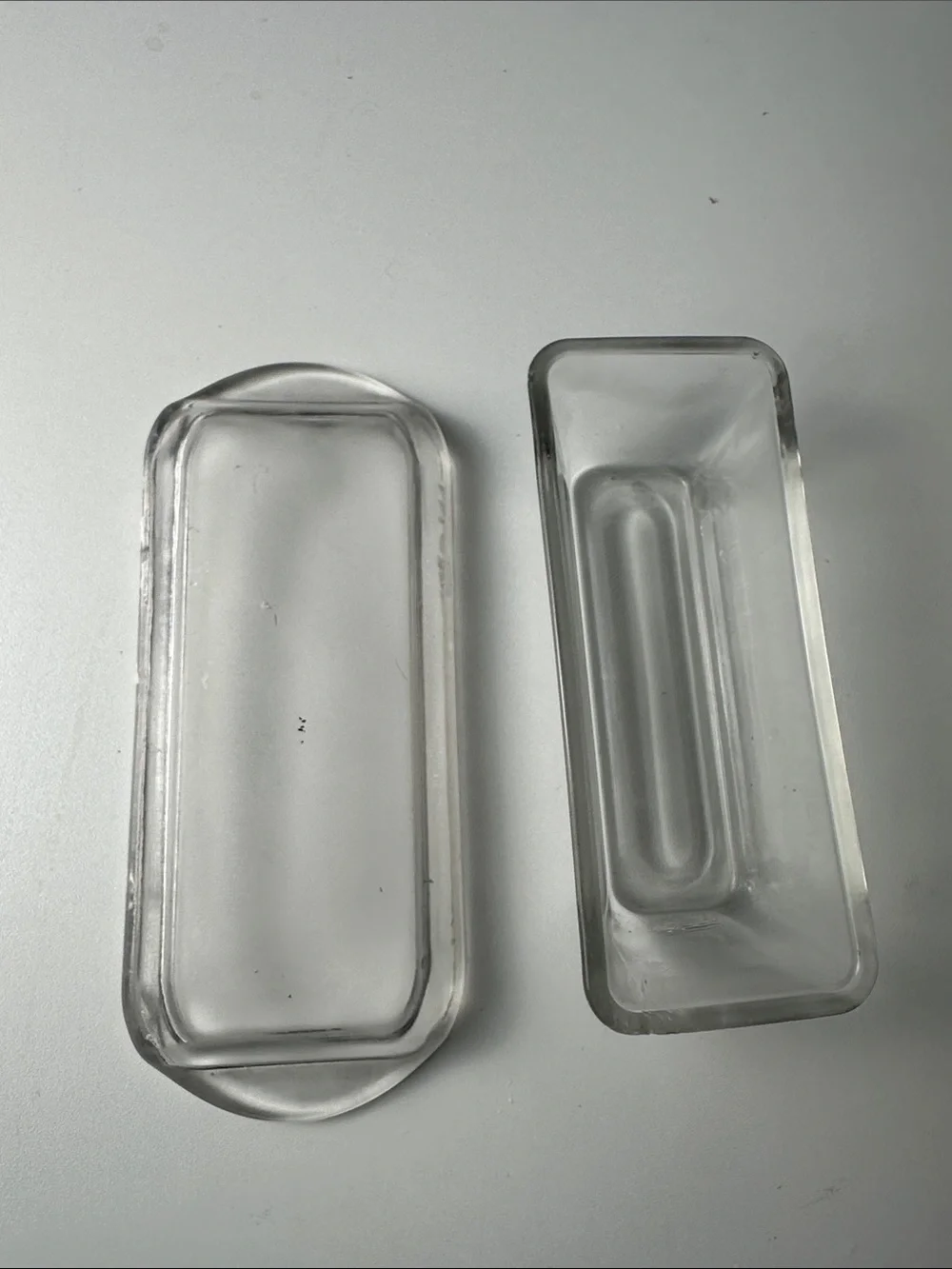 Clear Glass Butter Dish with Lid - Home Kitchen vintage